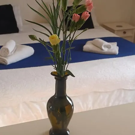 Apartamento Cosy In With Balcony, 32 M², View