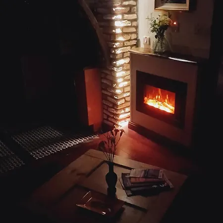 Cosy Apartment In Galway With Balcony, 32 M², City View