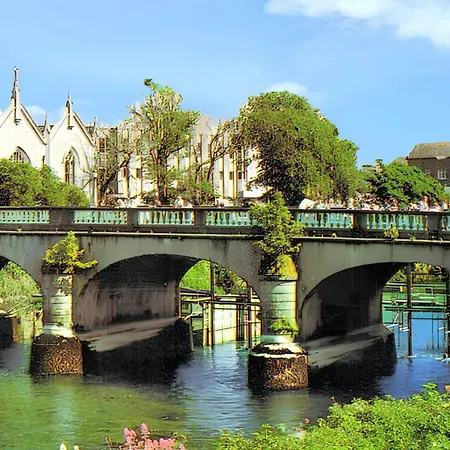 Lägenhet Cosy In With Balcony, 32 M², View Galway