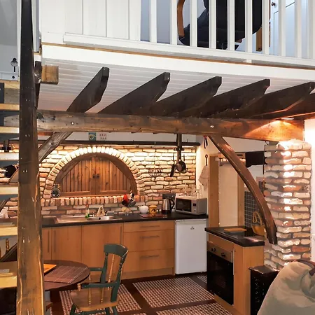 Apartment Cosy Apartment In Galway With Balcony, 32 M², City View Galway