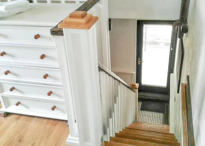 Cosy In With Balcony, 32 M², View アパート *