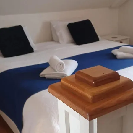Cosy Apartment In Galway With Balcony 32 M² City View Galway