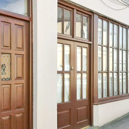 Cosy Apartment In Galway With Balcony 32 M² City View Apartment