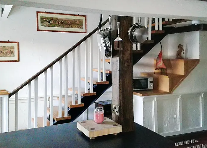 Cosy In With Balcony, 32 M², View Galway